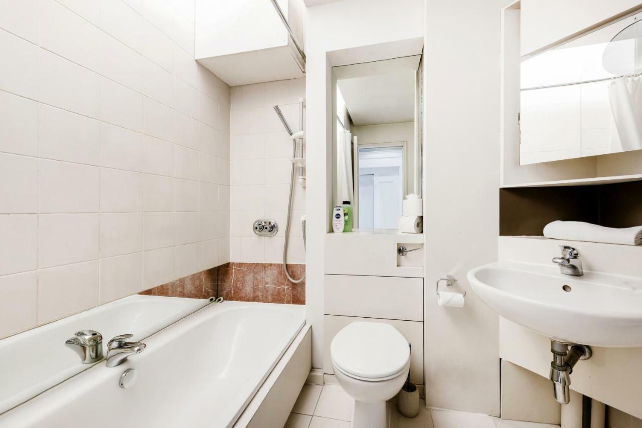 לונדון 1 Bed Exclusive Apartment Porchester Sq Bayswater מראה חיצוני תמונה